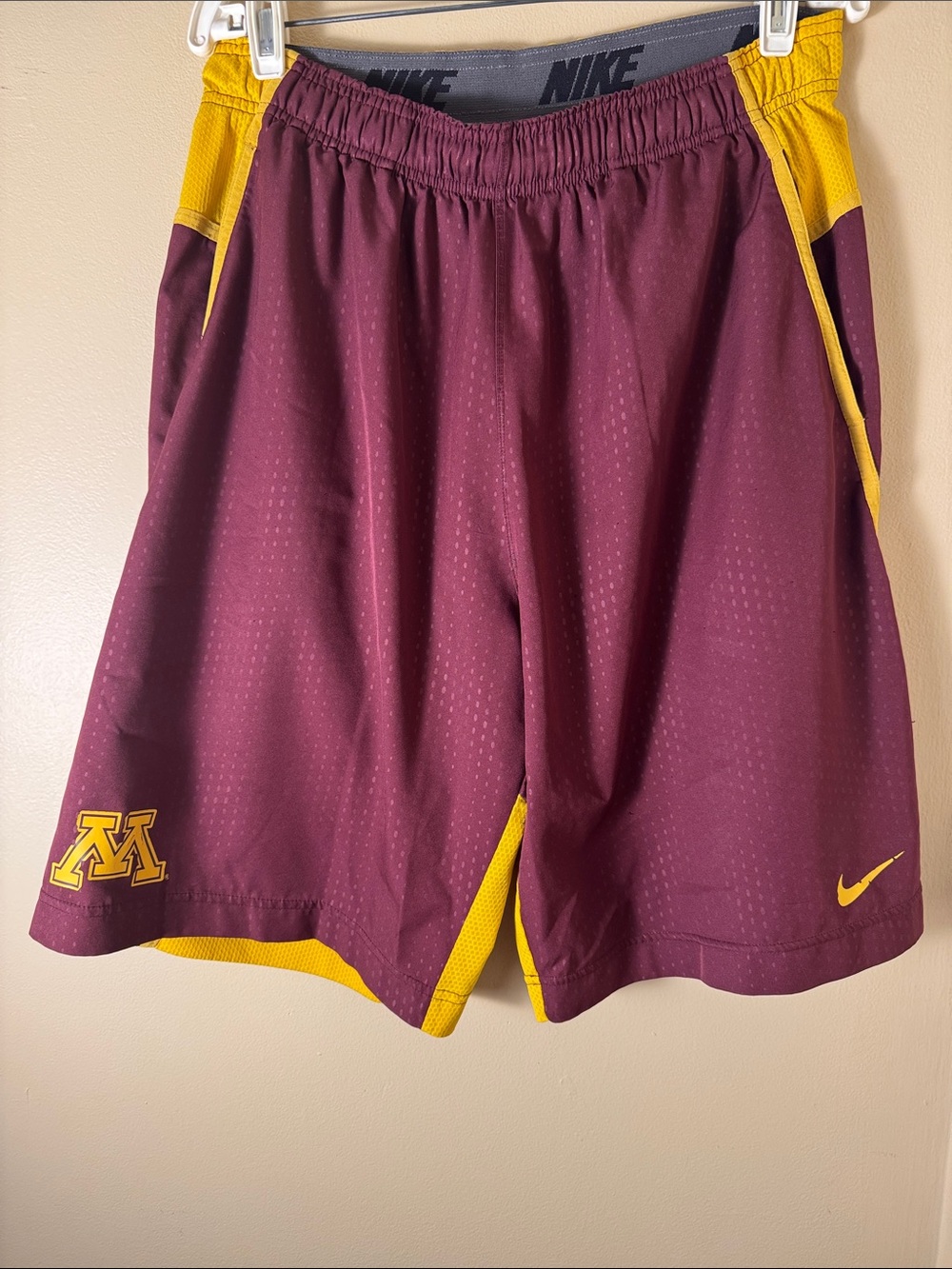 Nike Men's Maroon and Gold Athletic Shorts